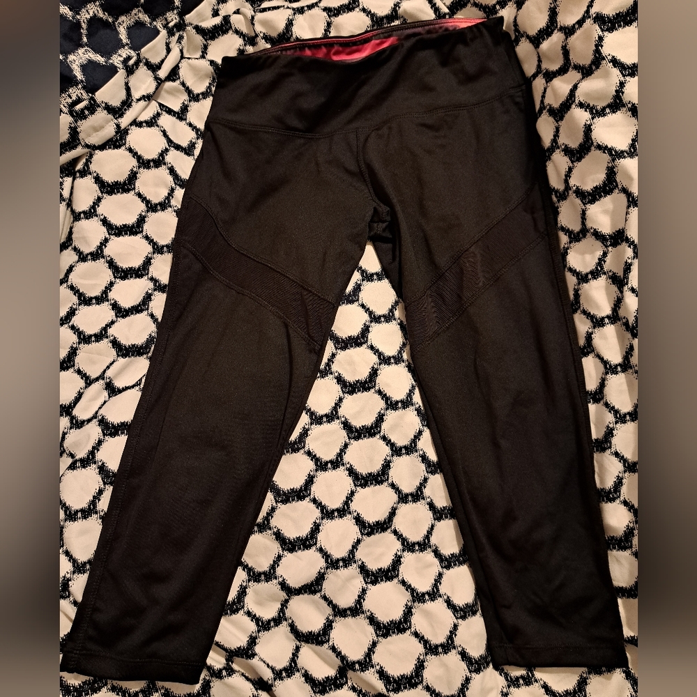 Lululemon athletica black short leggings